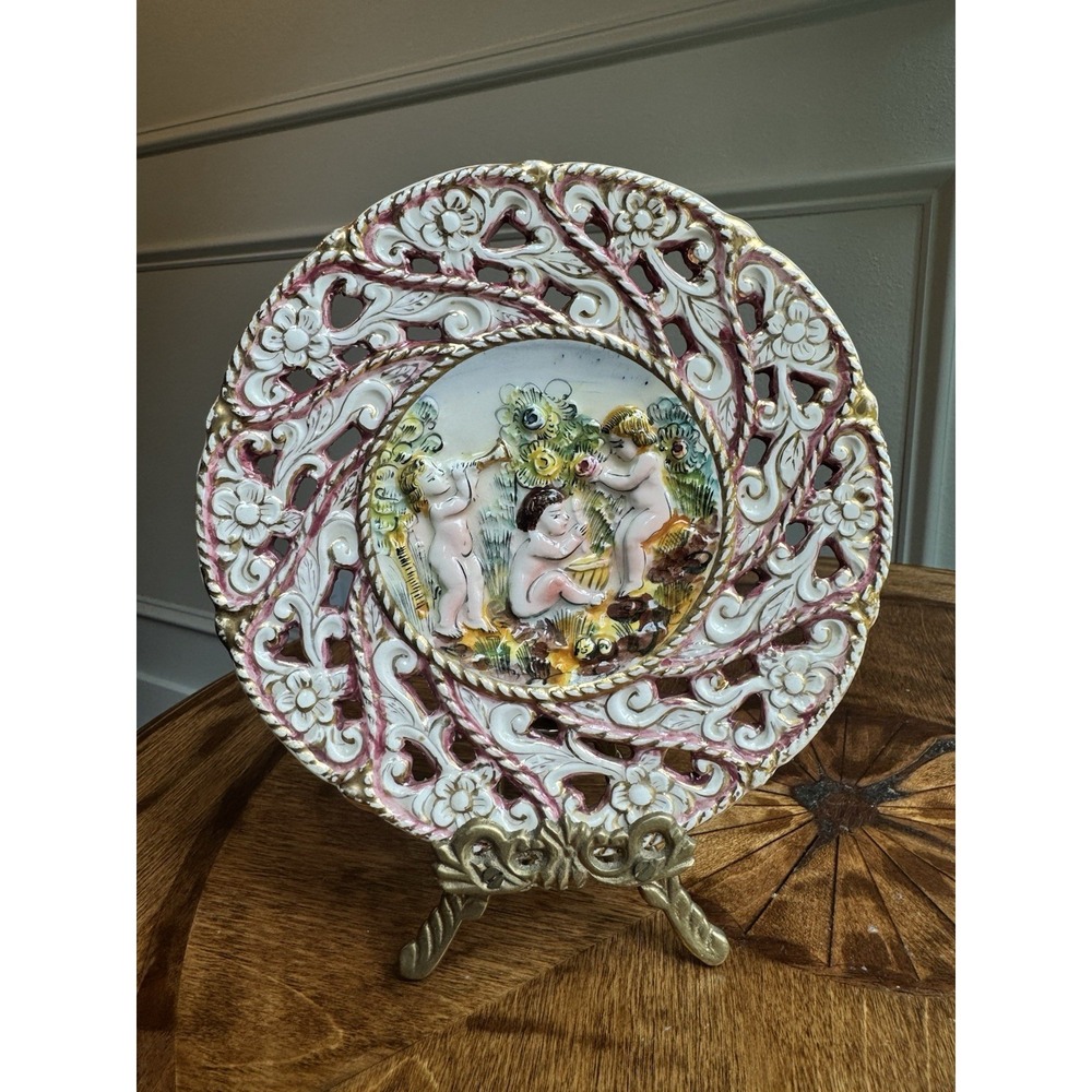 Hand Painted Italian Capodimonte Cherub Plate Porcelain Wall Decor Putti Relief